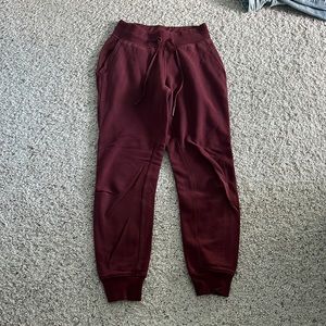 lululemon joggers